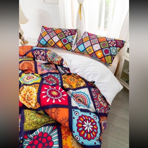 3 PC Set Bright Colorful Mandala Pattern Duvet Cover and Pillow Cases - Picture 4 of 9